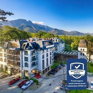 vizitați hotelul